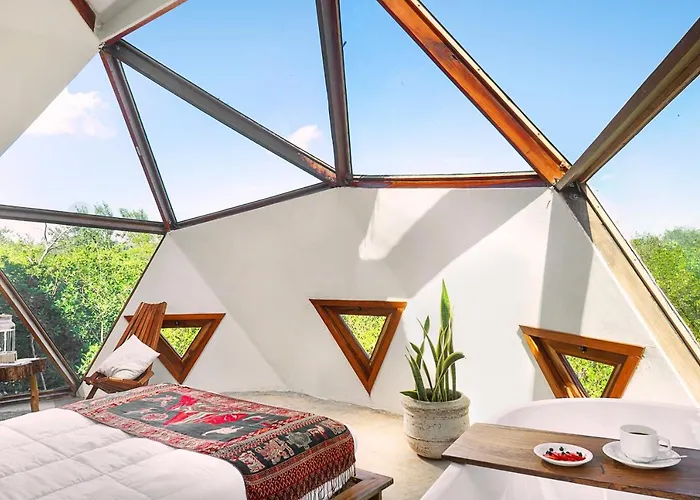Mamasan Treehouses & Hotel Tulum