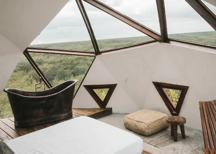 Mamasan Treehouses & Hotel Tulum